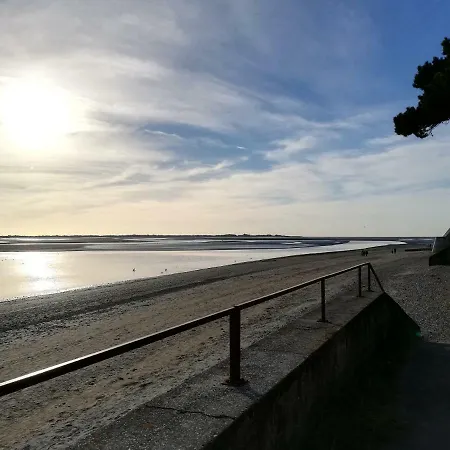 בית נופש O Loft Des Croisiens Saint-Quentin-Lamotte-Croix-au-Bailly